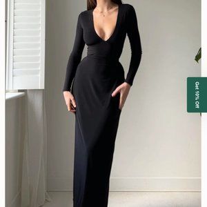 NWT - AYM Taylor Maxi Dress Medium Midnight Black